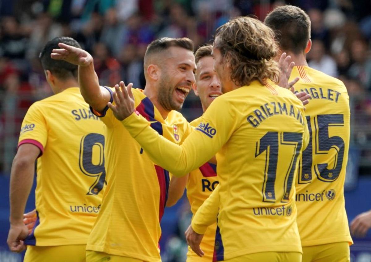 EIBAR - BARCELONA 0-3 // VIDEO + FOTO Catalanii urcă provizoriu pe locul 1! Messi, Suarez și Griezmann au adus victoria