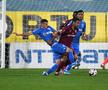 CFR CLUJ - CRAIOVA 2-0 // FOTO + VIDEO CFR cu proza, Craiova cu poezia » Cronică de Cristi Geambașu: Cacealma sau CFR e prea bună?