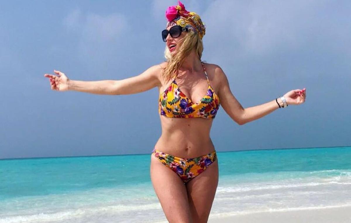 FOTO Andreea Bănică, superhot și la 41 de ani: „Mănânc amandine cu tava, dar am noroc cu sala”