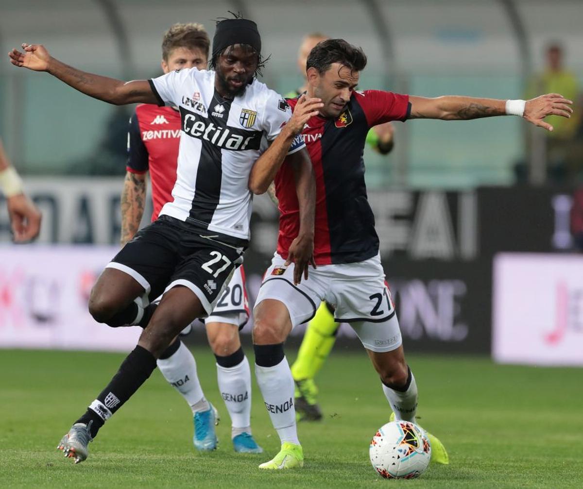 VIDEO PARMA - GENOA 5-1 // FOTO Ionuț Radu, ciuruit în Parma-Genoa, dar fără vină: a încasat 5 goluri, 3 în 7 minute