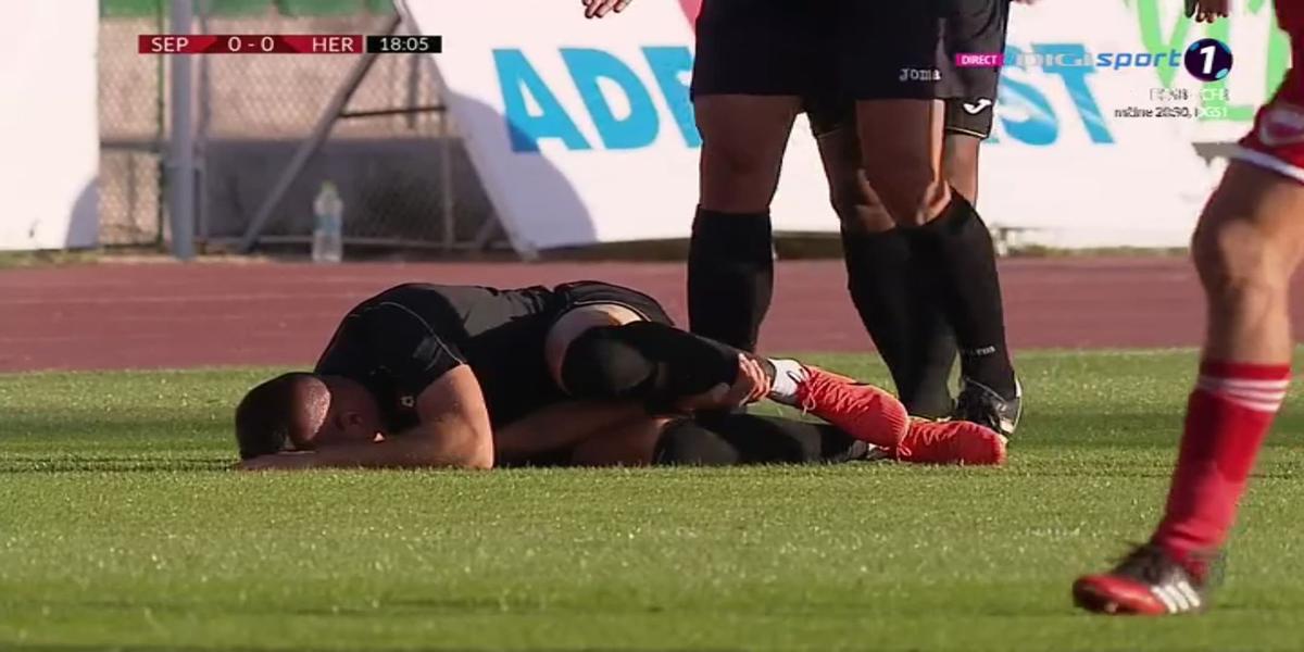 SEPSI - HERMANNSTADT 3-0 // FOTO Intrare horror a lui Ronaldo Deaconu! Faza la care arbitrul a arătat doar „galben”