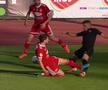 SEPSI - HERMANNSTADT 3-0 // FOTO Intrare horror a lui Ronaldo Deaconu! Faza la care arbitrul a arătat doar „galben”