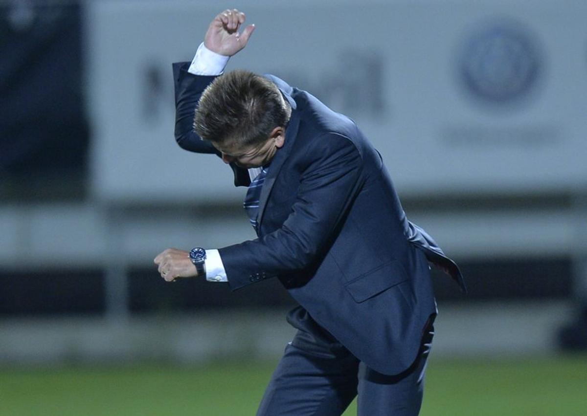 GALERIE FOTO Astra - Dinamo 3-2 // Cronică Cristian Geambașu: „Astra-i apărare, Dusan?”