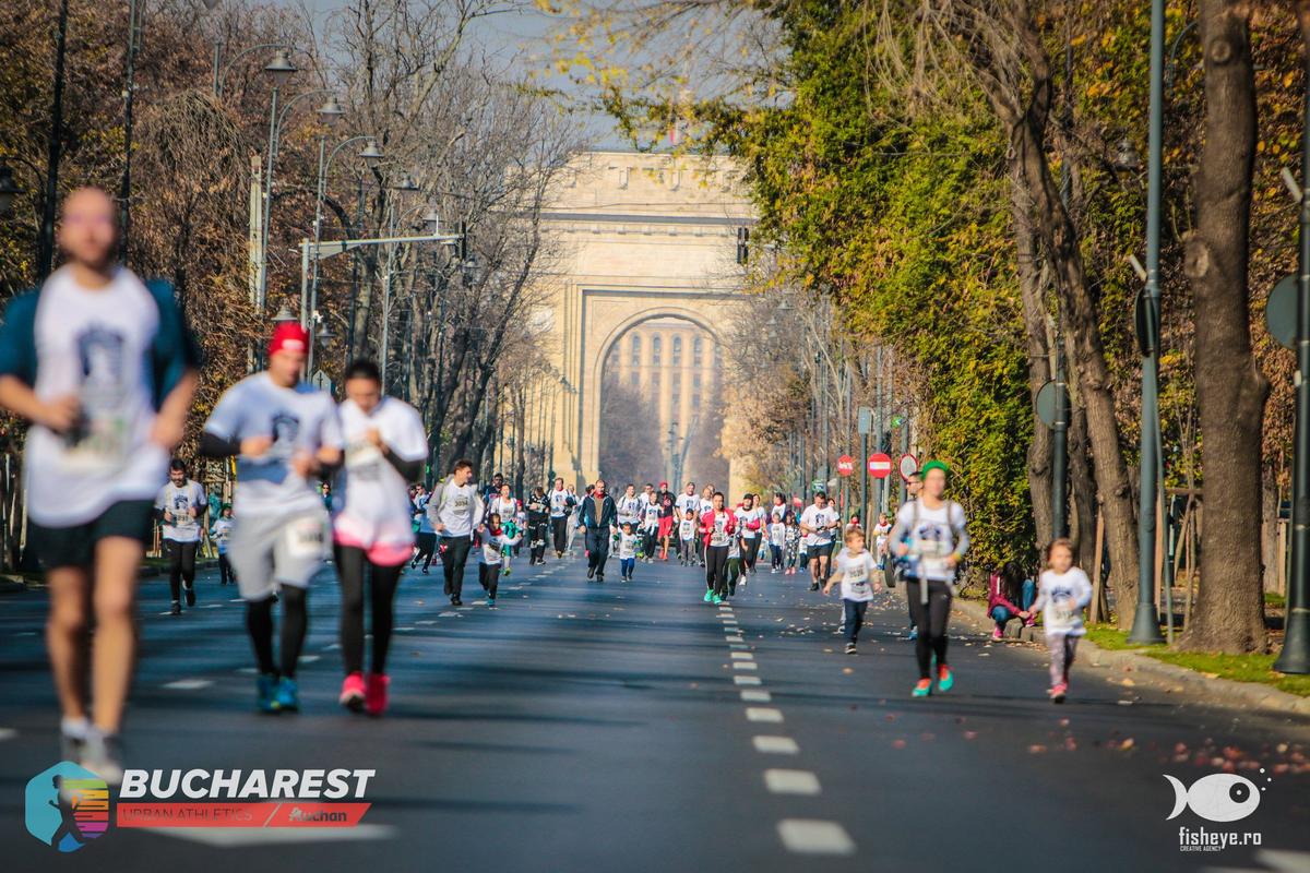 Esti pasionat de mișcare? Vino duminică cu familia și prietenii la spectacolul sportiv Urban Athletics Auchan, în inima Capitalei