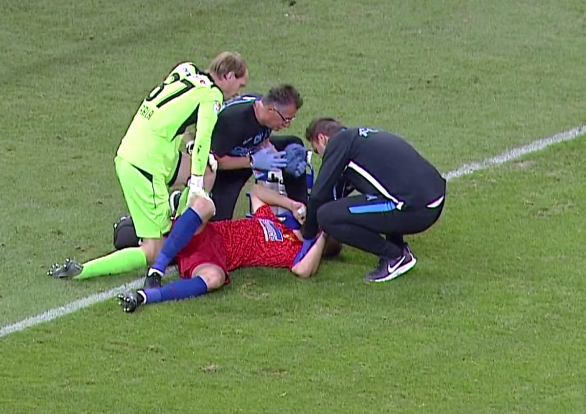 FCSB - CFR CLUJ // FOTO UPDATE Porumboiu a clarificat faza din prima repriză: „Dacă era VAR, sigur se dădea 11 metri!”