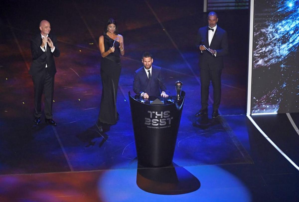 FIFA THE BEST // VIDEO + FOTO Șocul serii la gala FIFA » Lionel Messi a câștigat trofeul The Best! Daniel Zsori, născut în România, a luat premiul Puskas