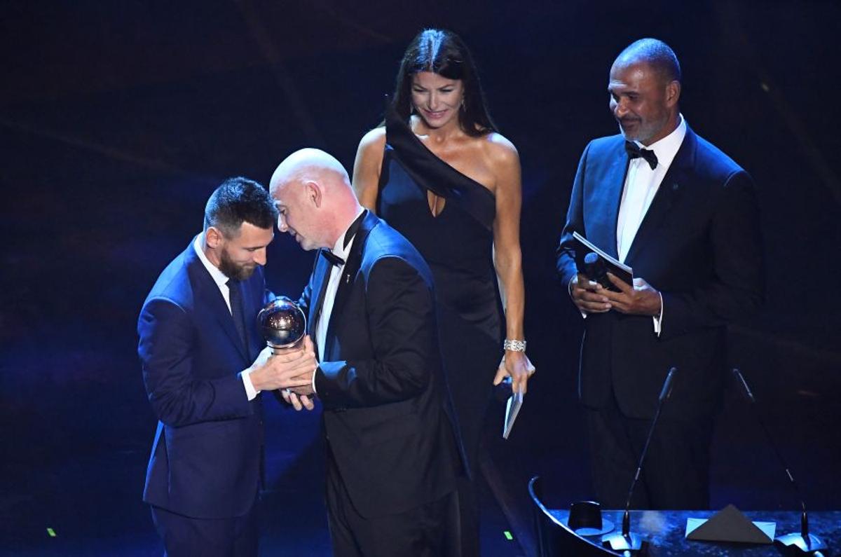 FIFA THE BEST // VIDEO + FOTO Șocul serii la gala FIFA » Lionel Messi a câștigat trofeul The Best! Daniel Zsori, născut în România, a luat premiul Puskas