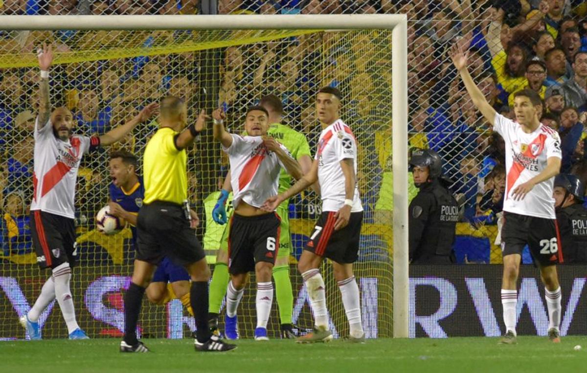 BOCA JUNIORS - RIVER PLATE // VIDEO + FOTO River Plate e în finala Copei Libertadores! A pierdut returul cu Boca, dar a mers mai departe » Atmosferă uluitoare în Argentina