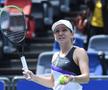 FOTO+VIDEO Simona Halep a trecut categoric de Barbora Strycova și s-a calificat în „optimi” la Wuhan!