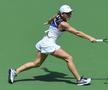 FOTO+VIDEO Simona Halep a trecut categoric de Barbora Strycova și s-a calificat în „optimi” la Wuhan!