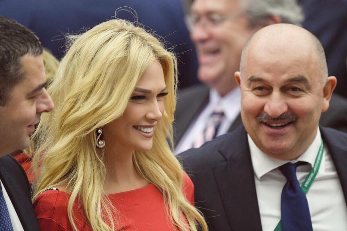 FOTO Victoria Lopyreva l-a făcut uitat pe Messi la Gala FIFA The Best » Rusoaica a întors toate privirile