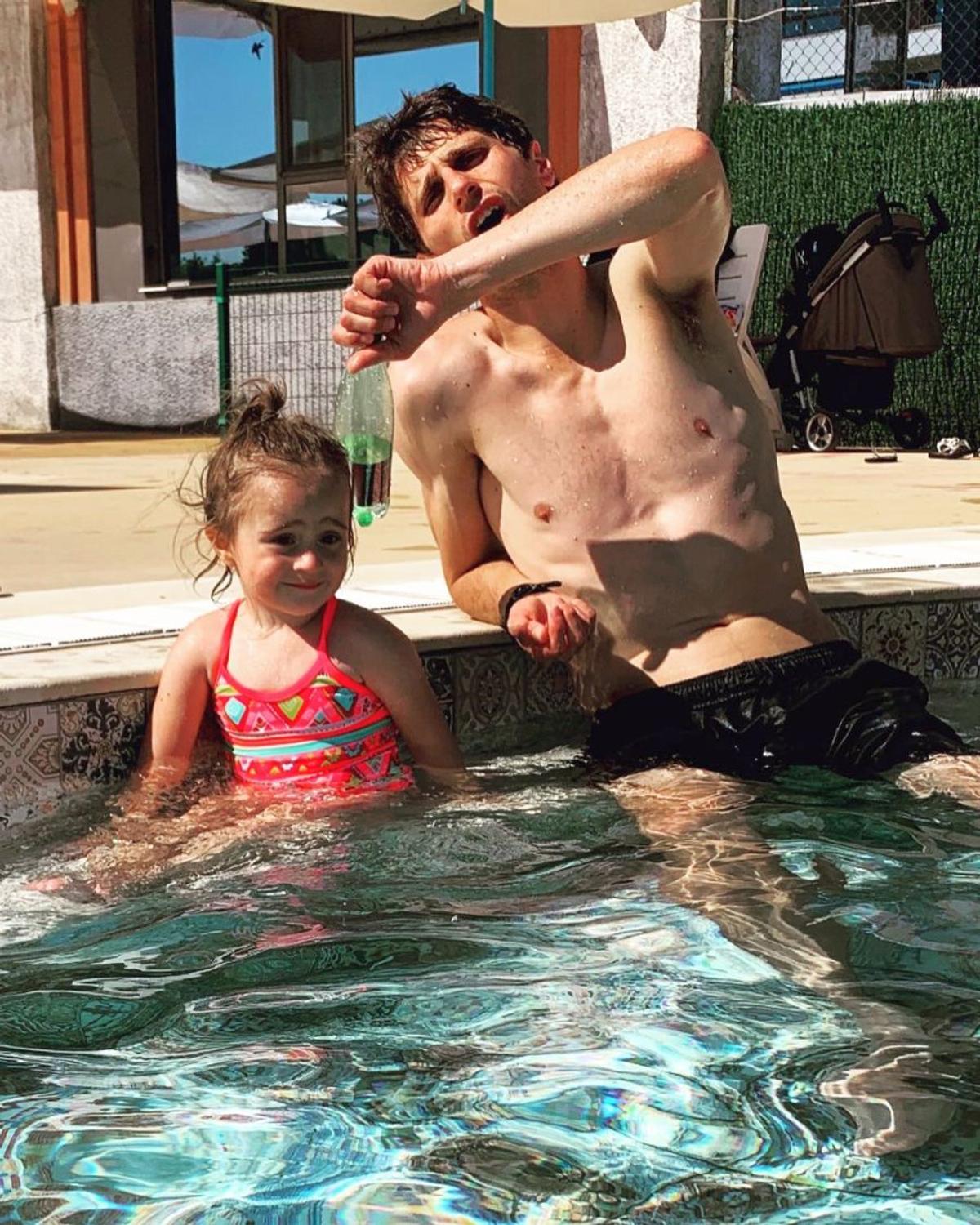 INSTASPORT // FOTO Diego Fabbrini, noua achiziție a lui Dinamo » "Bruce Lee" în alb-roșu