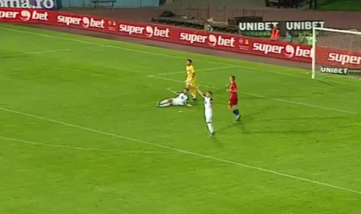 VIDEO De ce nu a luat Cristi Bălgrădean cartonaș roșu la faza primului penalty