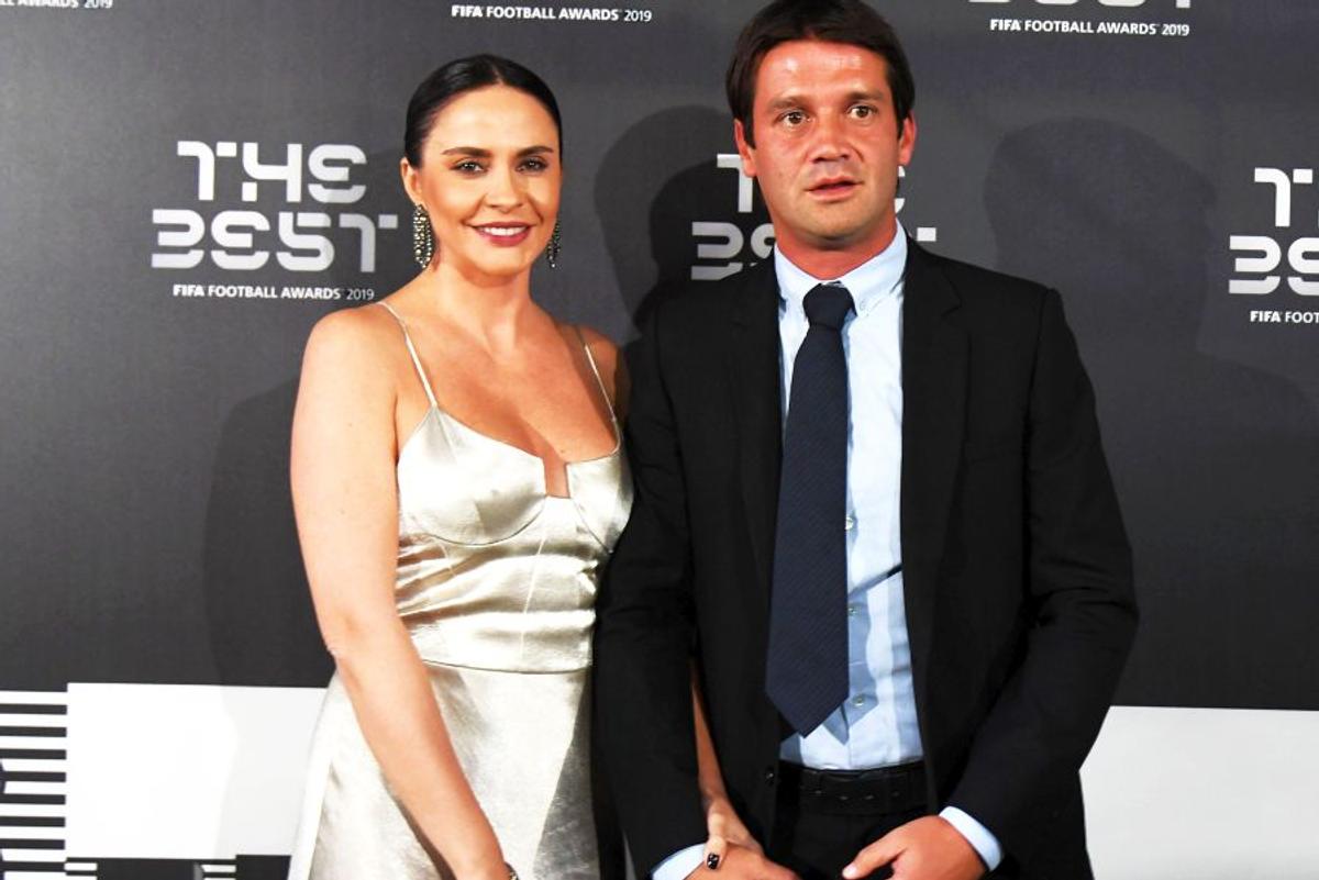 GALERIE FOTO Adelina și Cristi Chivu au strălucit la Gala Fifa The Best » Soțiile jucătorilor au întors toate privirile la evenimentul de la Milano