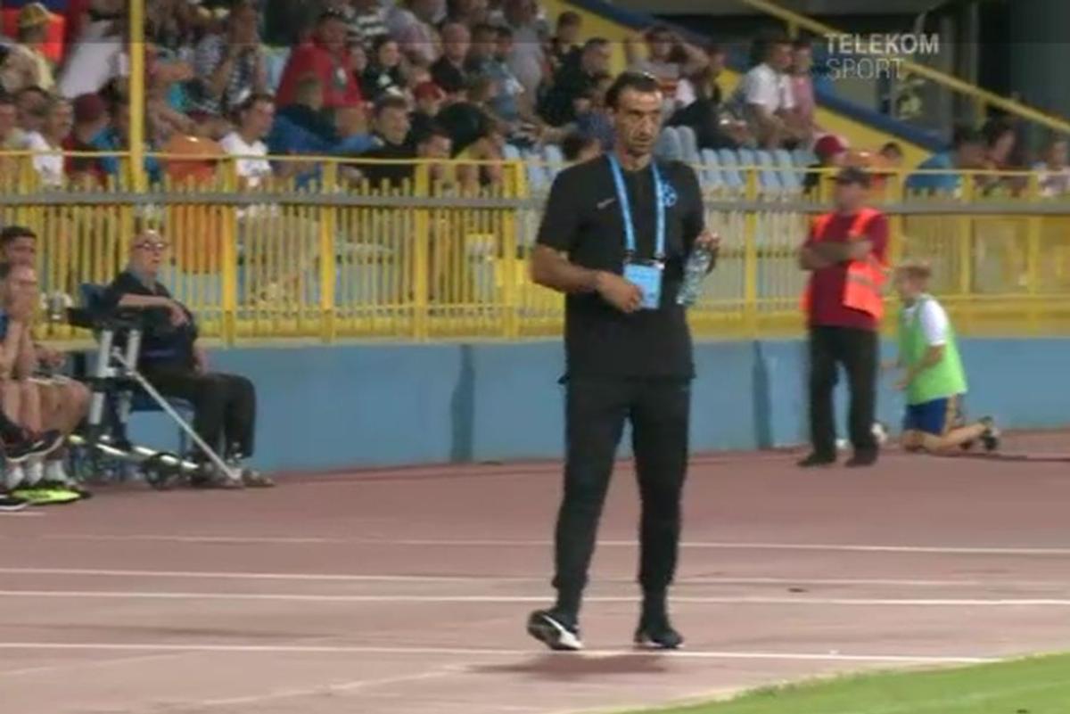 GAZ METAN - FCSB 4-0 // Ce nu s-a văzut la TV » Ce făcea Bogdan Argeș Vintilă pe marginea terenului