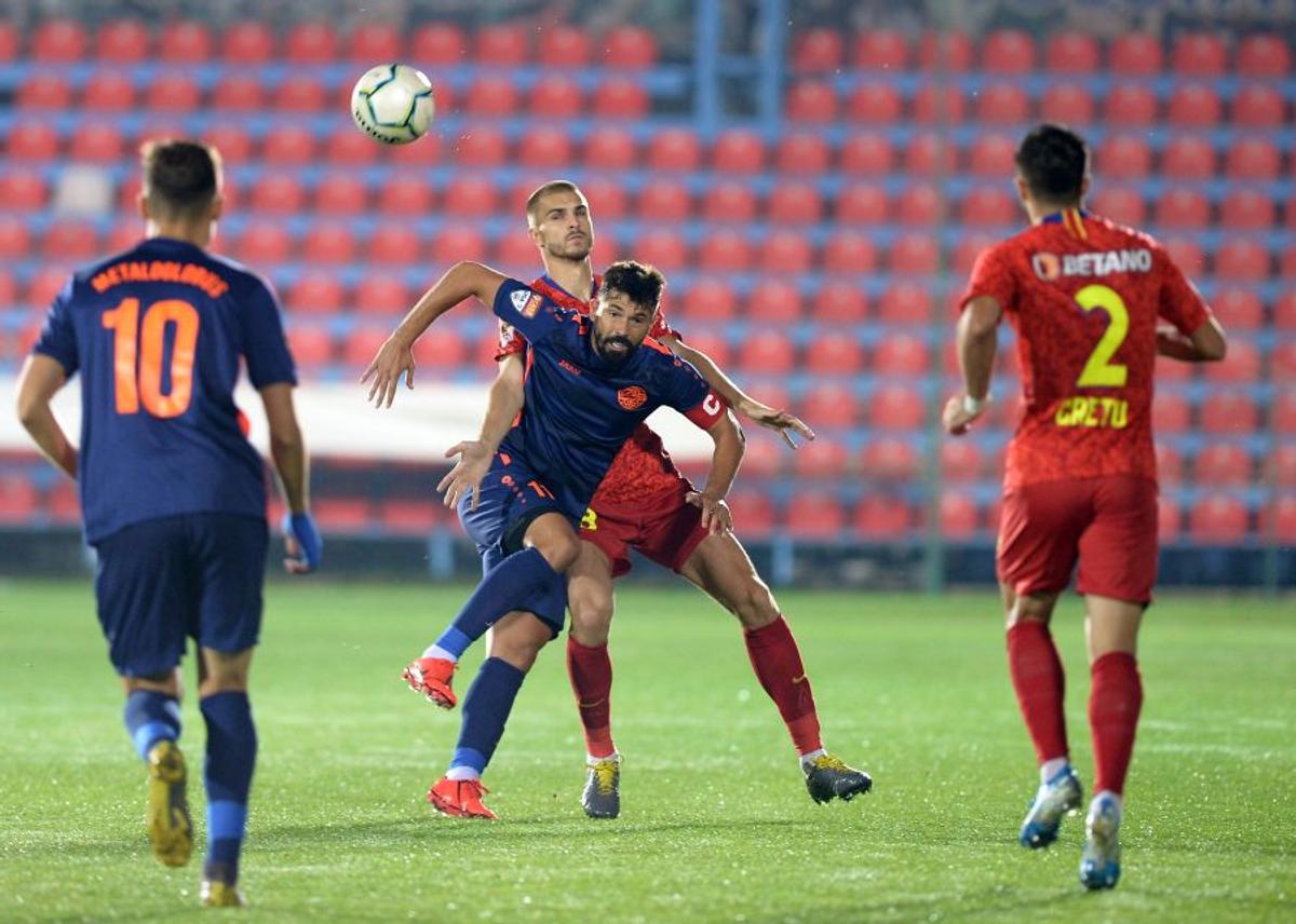 Metaloglobus - FCSB 0-2 // Puștii-minune au învins ursuleții! Roș-albaștrii se califică fără emoții în optimile Cupei României