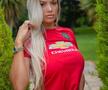 FOTO Cea mai hot fană a lui Manchester United a încins imaginația „diavolilor”: „Mă poți urmări doar dacă iubești echipa”