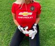 FOTO Cea mai hot fană a lui Manchester United a încins imaginația „diavolilor”: „Mă poți urmări doar dacă iubești echipa”