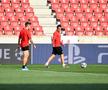 SLAVIA PRAGA - CFR CLUJ // Nicolae Stanciu și colegii săi au făcut antrenamentul oficial înaintea duelului cu CFR Cluj: „Suporterii ne împing de la spate”