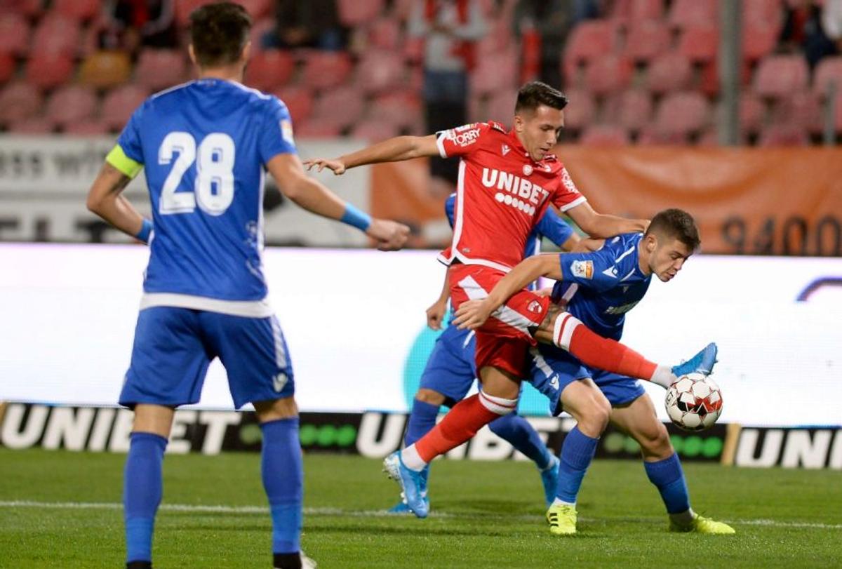 DINAMO - VOLUNTARI 2-1 // FOTO+ VIDEO Se vede play-off-ul! Dinamo luptă în tranșee cu Voluntariul, dar izbutește să-și adjudece punctele!