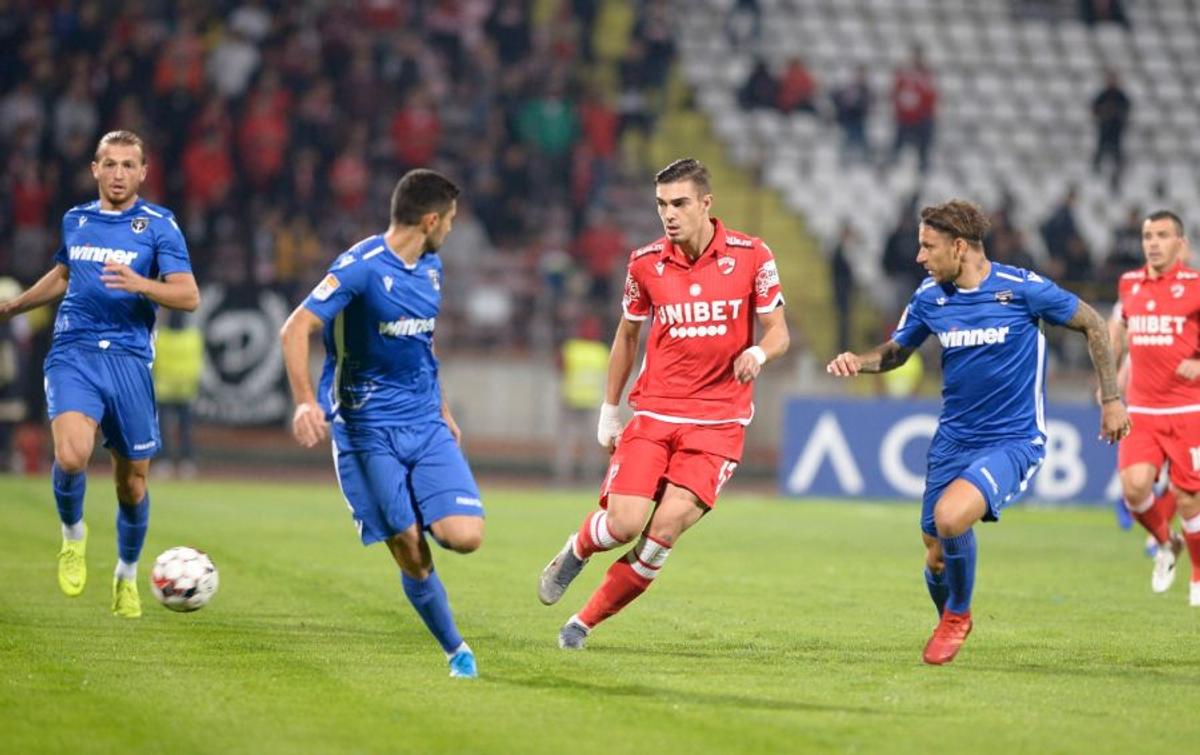 DINAMO - VOLUNTARI 2-1 // FOTO+ VIDEO Se vede play-off-ul! Dinamo luptă în tranșee cu Voluntariul, dar izbutește să-și adjudece punctele!
