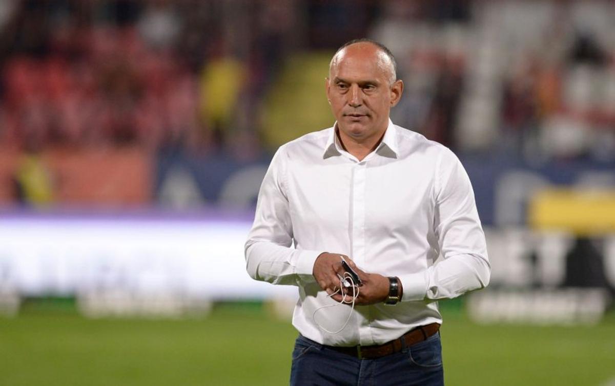 DINAMO - VOLUNTARI 2-1 // FOTO+ VIDEO Se vede play-off-ul! Dinamo luptă în tranșee cu Voluntariul, dar izbutește să-și adjudece punctele!
