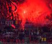 SLAVIA PRAGA - CFR CLUJ 1-0 // FOTO Duel încins în tribune: torțe versus scandări rasiste