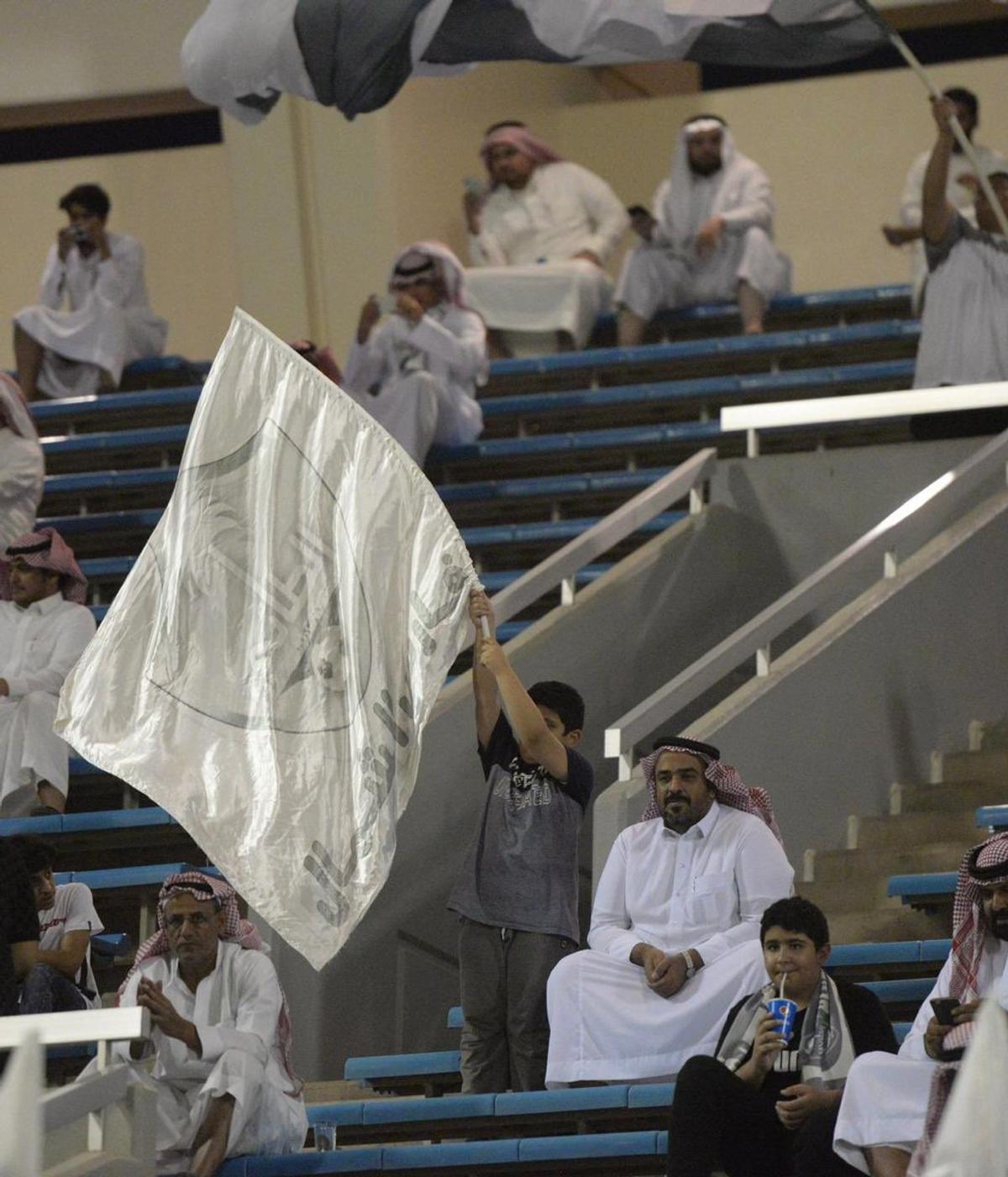 FOTO Al Taee - Al Kawkab 0-1 » Claudiu Niculescu, învins acasă la al doilea meci din Arabia Saudită