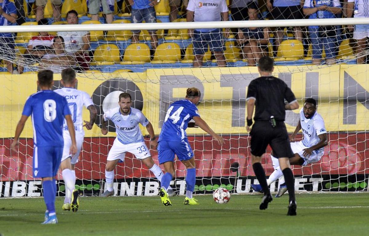 VOLUNTARI - CRAIOVA 1-2 // VIDEO+FOTO » Oltenii înving greu la Voluntari și se apropie de liderul CFR Cluj