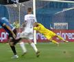 CRAIOVA - VIITORUL // FOTO+VIDEO Gazonul, în continuare inamicul fotbaliștilor pe „Ion Oblemenco”