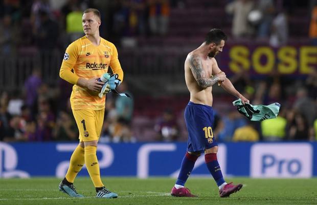 Situație bizară la Barcelona: clubul îi cere lui Ter Stegen să se opereze, însă portarul refuză categoric!