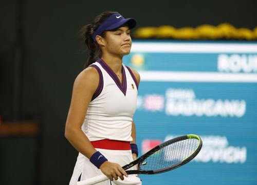 Americanca Pam Shriver (59 de ani), fost număr 3 WTA), crede că anul 2022 va fi unul complicat pentru Emma Răducanu (19 ani, 19 WTA).