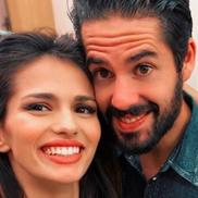 Isco, alături de soția sa