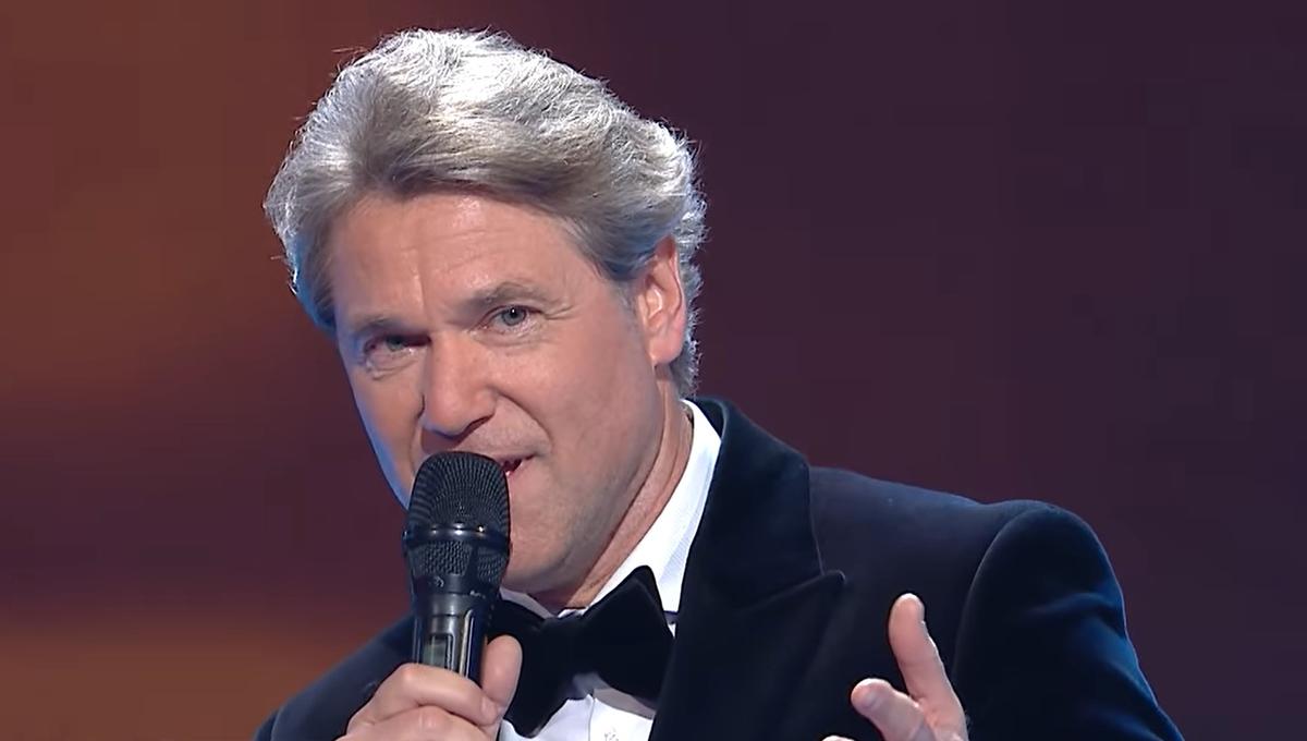 Florin Răducioiu, apariție de senzație de Revelion! A cântat în italiană alături de Andreea Marin