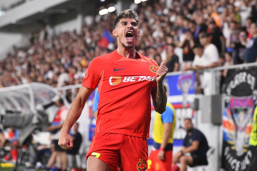 Florinel Coman are un sezon excelent Unul a „explodat”, celălalt e în abis! Diferență uluitoare înainte de Craiova - FCSB: cifrele nu mint!