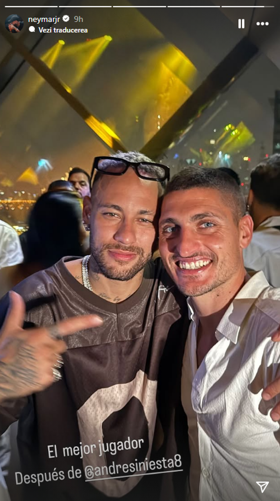 În noaptea de Revelion, Neymar s-a fotografiat cu „cel mai bun jucător după Iniesta”