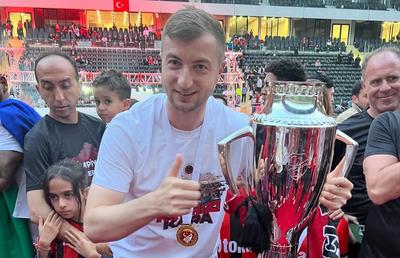 Dorit în Superligă, Daniel Popa își dezvăluie planul pentru 2026: „La asta mă gândesc” » De ce a plecat din Turcia și ce spune despre experiența la FCSB: „Trebuie să fim corecți”