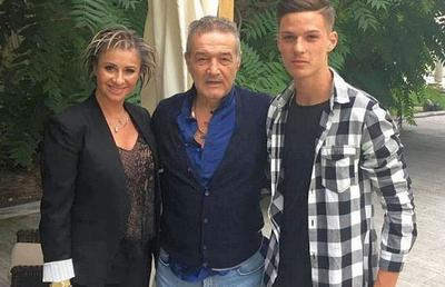 EXCLUSIV Anamaria Prodan a arătat mesajele primite de la Dennis Man și tatăl său: „Nu știu ce se încearcă, cădem de idioți”