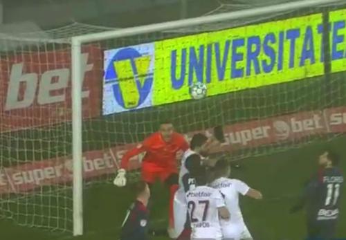 CFR Cluj a învins-o pe Chindia Târgoviște, scor 1-0, în ultimul meci al etapei cu numărul 20 din Liga 1. Andrei Pițian (25 de ani) a criticat vehement arbitrajul brigăzii conduse de Radu Petrescu.