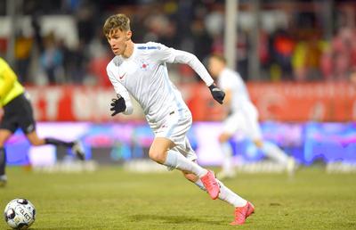 „Aroganță” marca FCSB: „Atalanta n-are bani pentru Tavi Popescu și Ianis Stoica”
