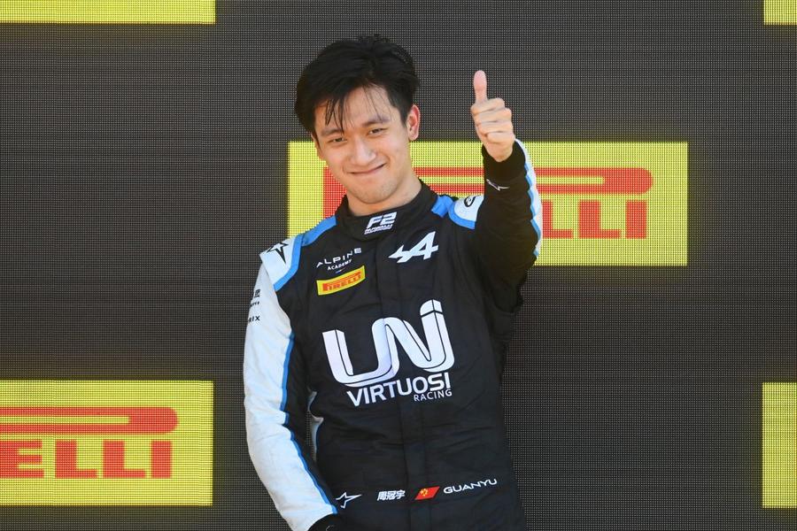 Guanyu Zhou este multiplu câștigător de curse în Formula 2 // foto: Guliver/gettyimages Alfa Romeo țintește sus în 2022 » Atuurile cu care abordează noul sezon: „Suntem la limită, avem o oportunitate uriașă”