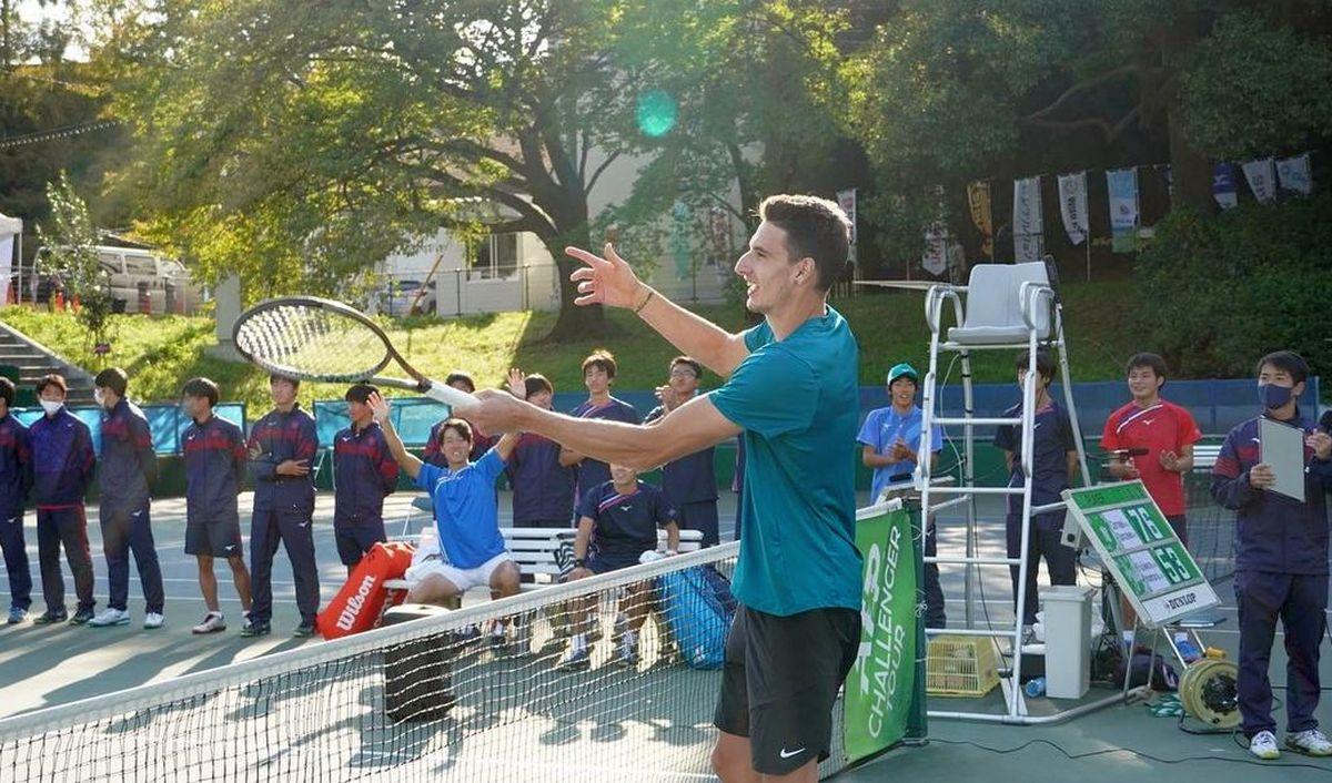 Victor Cornea - fostul sparring partner al lui Iohannis e aproape de intrarea în Top 100