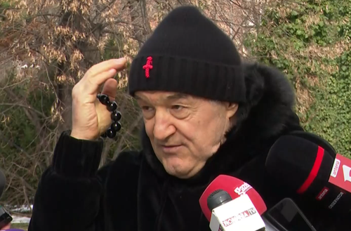 Gigi Becali, patronul FCSB, îi învață pe cei din DDB cum să o salveze pe Dinamo de la faliment.
