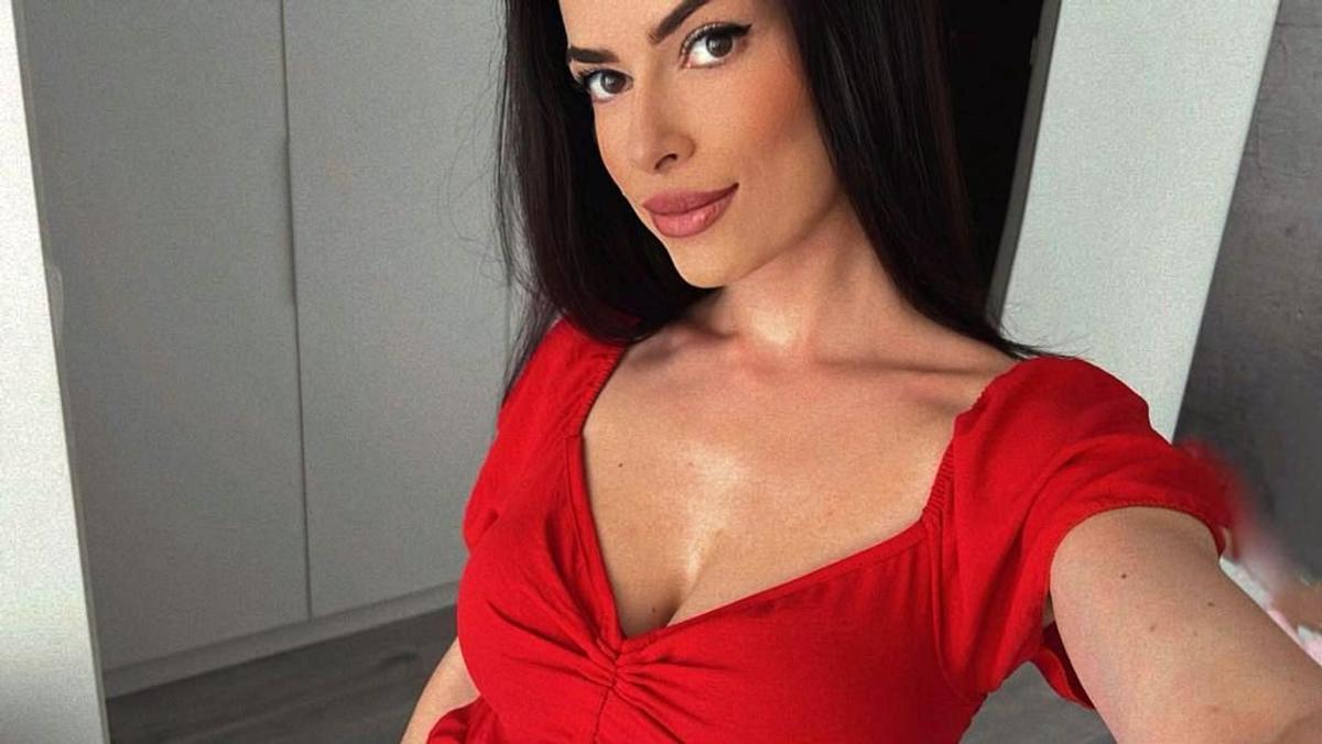 Noua atracție din Giulești » Soția celui mai nou transfer al Rapidului: „Crescută în Slovacia, cu rădăcini bulgare”