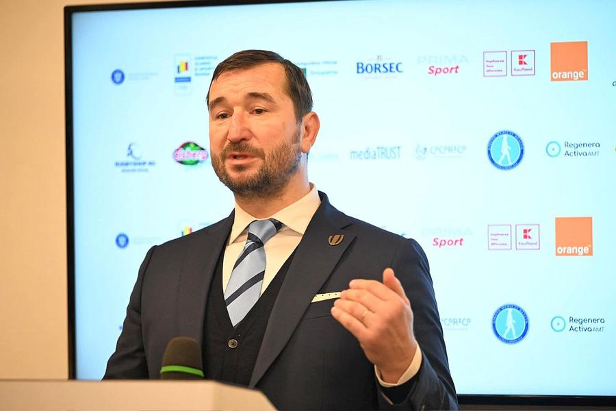 Alin Petrache a condus COSR în perioada 2014-2016 / foto: Facebook @ Rugby Romania Cine vine în locul Elisabetei Lipă la ANS? » Cei 3 oameni vizați de PSD: un fost președinte COSR, o ex-campioană olimpică și un fost luptător în trupele speciale ale Jandarmeriei