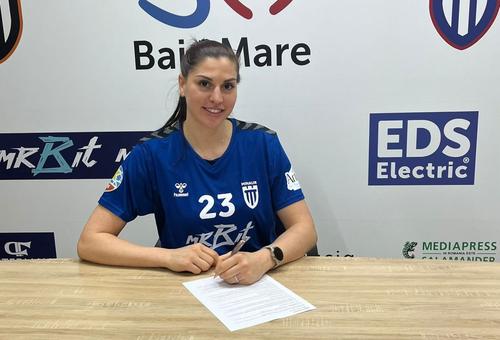Interul dreapta Nikoletta Papp (28 de ani), medaliată cu bronz alături de Ungaria la Campionatul European de handbal feminin din 2024, a semnat cu Minaur Baia Mare.