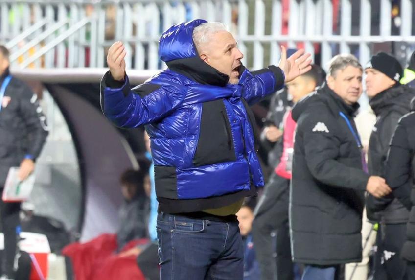 Marius Șumudică, antrenorul lui Rapid