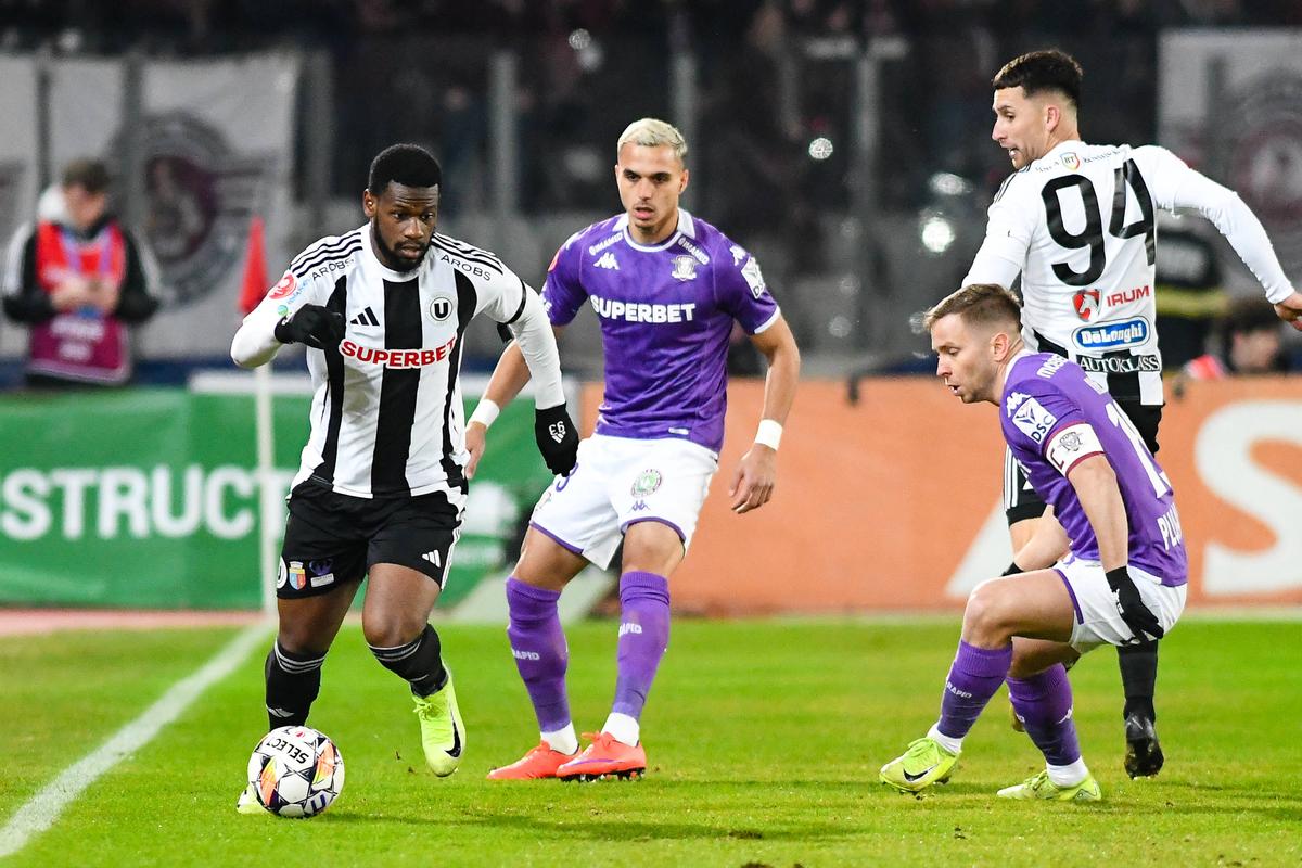 U Cluj - Rapid