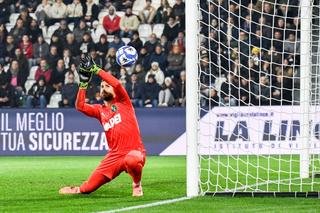 Băiatul unui fost campion mondial, în locul lui Horațiu Moldovan? » Portarul are concurență mare la Sassuolo!