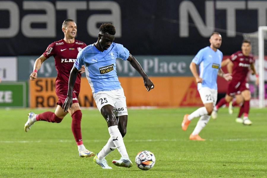 Moustapha Name / foto: Imago Images Cristi Balaj a anunțat două mutări la CFR Cluj » A semnat jucătorul cu meciuri de Conference League în acest sezon